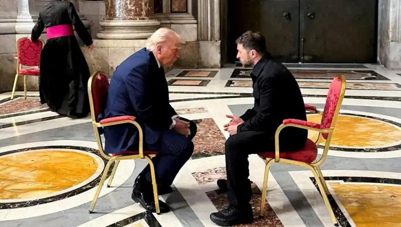 Zelenski'den Trump Açıklaması: Vatikan Görüşmesi Tarihe Geçti