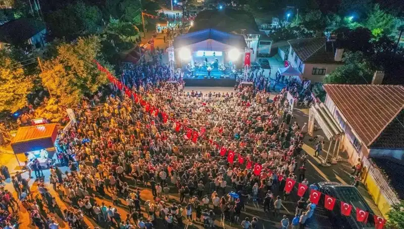 Leylek Şenliği 2023: Doğanın Göz Bebeğine Hoş Geldiniz!
