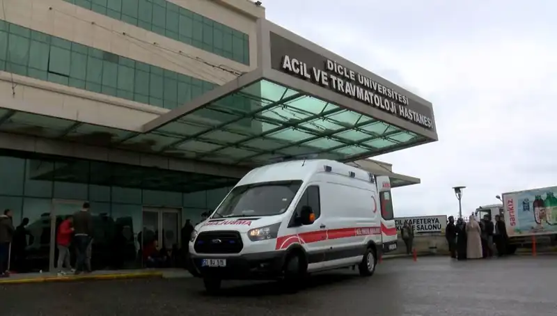 Kuzenine ve Oğluna Silahla Saldırdı: 1 Ölü, 1 Ağır Yaralı Olayının Detayları
