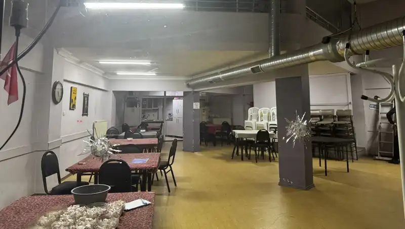Bursa'da Kahvehaneye Sedye ile Taşınan Saldırı! Olayın Ayrıntıları Ortaya Çıktı