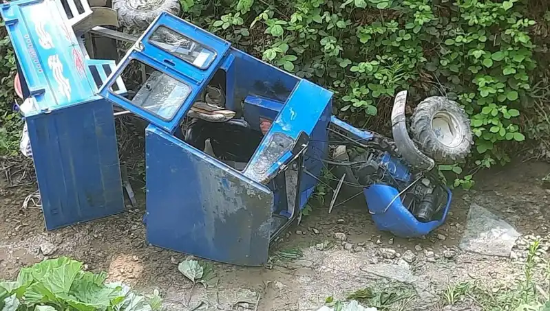 Kontrolden Çıkan Pat Pat Dereye Devrildi: 2 Yaralı, Detaylar Ortaya Çıktı