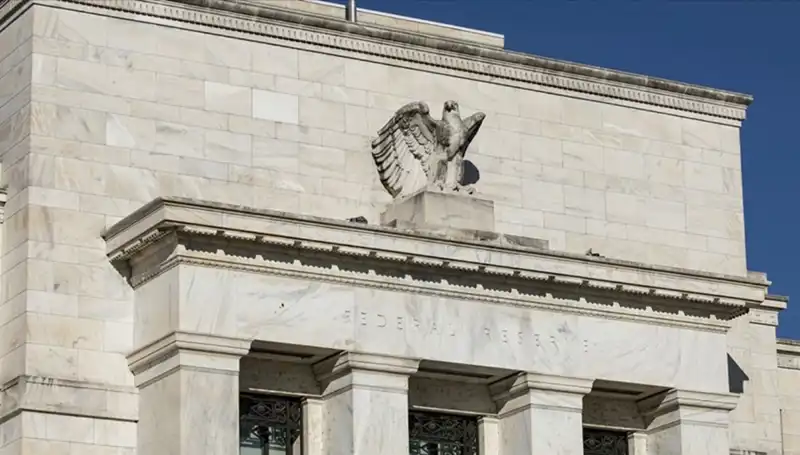 FED Mart 2025 Faiz Kararı: Ekonomistler Hangi Yönde Tahmin Ediyor?