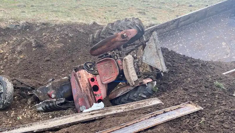 Kayseri’de Kontrolden Çıkan Traktör Şarampole Yuvarlandı: Olayın Ayrıntıları