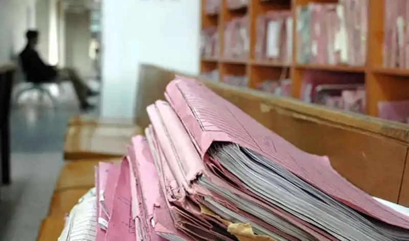 İcra Kabusu: Borcu Olmayan Vatandaşlar Takibe Neden Düşüyor?