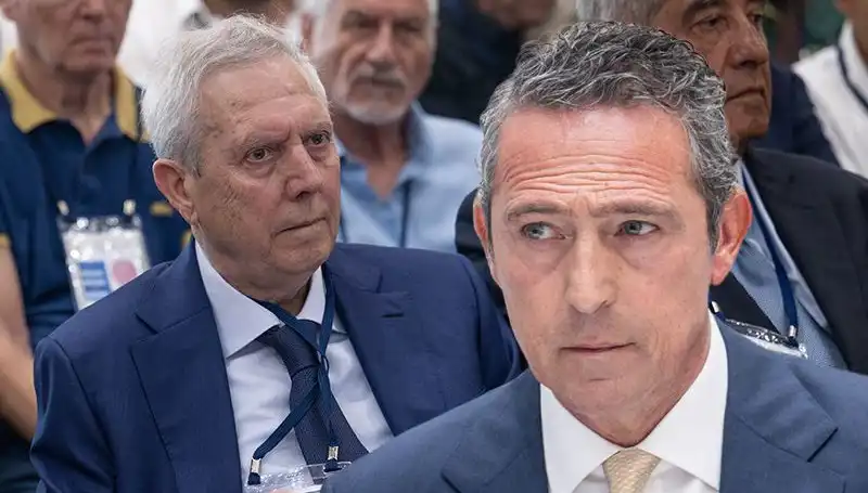 Fenerbahçe Divan Kurulu’nda Gergin Anlar: Aziz Yıldırım Adaylığını Açıkladı