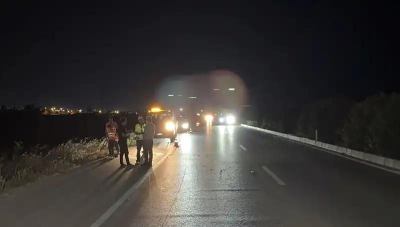 Adana'da Üç Araçlık Zincirleme Trafik Kazası: İhmal Mi Yoksa Kader Mi?