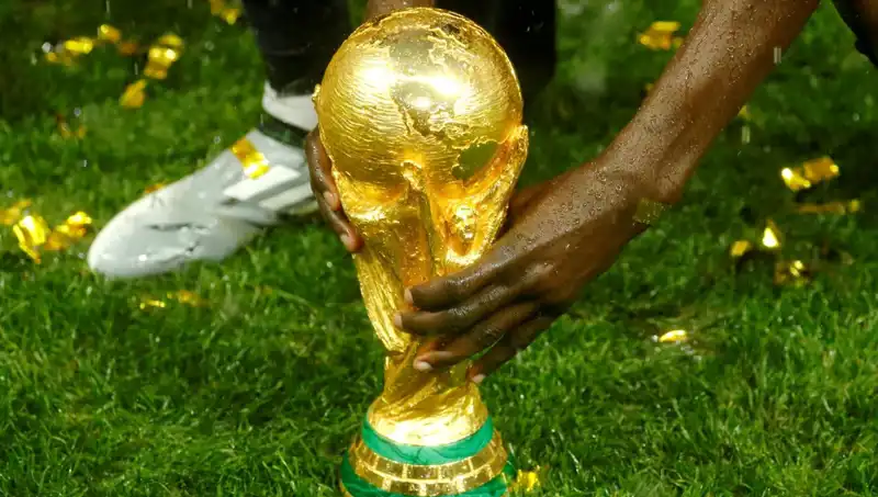 Dünya Kupası'na Katılan Yeni Ülke, Futbolseverlerin Gözdesi Olacak!