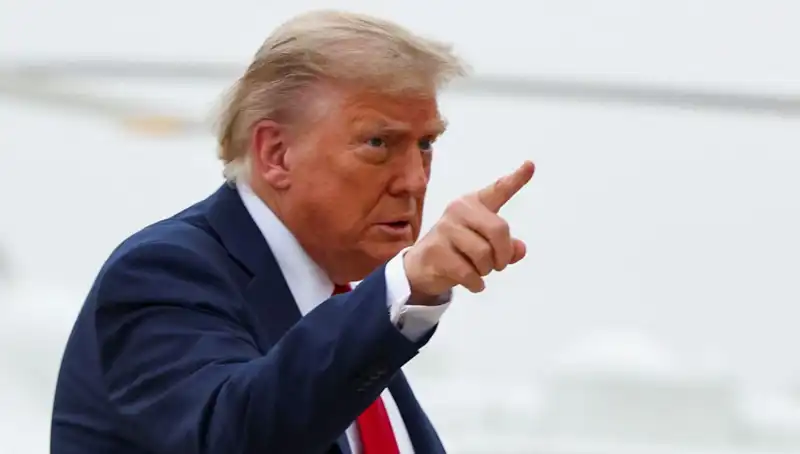 Trump Yönetimi, 36 Ülkeye Seyahat Yasağı Getirmeyi Planlıyor