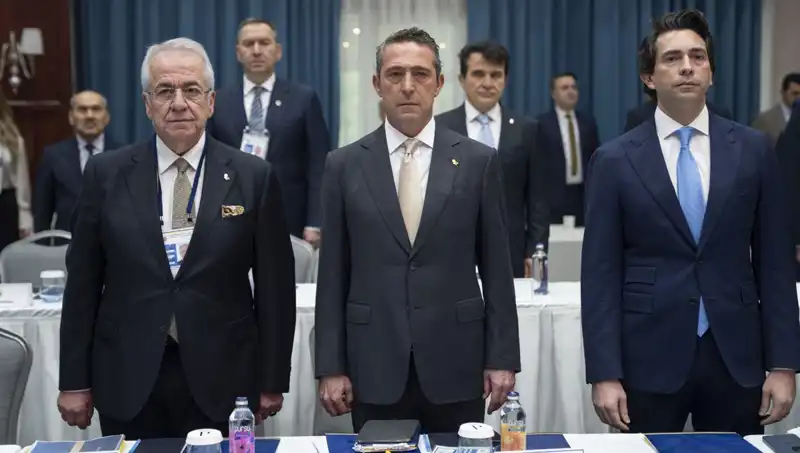 Fenerbahçe'de İmzalar Uçuşa Geçti: Toplam Sayı Açıklandı!