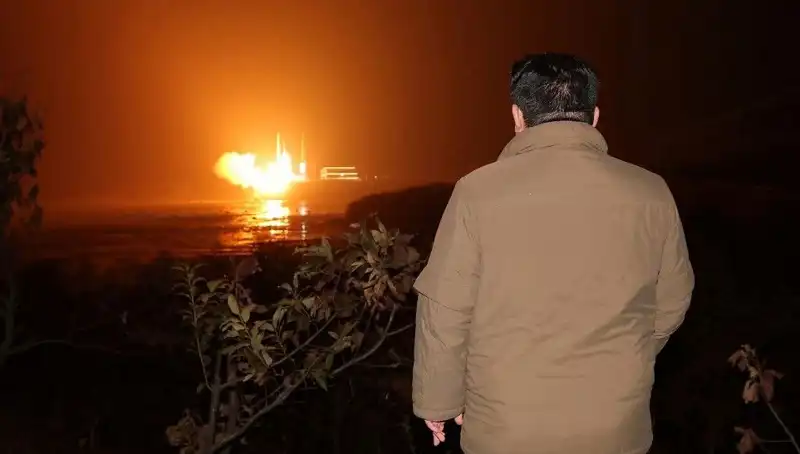 Kuzey Kore'nin Silahları: Faturayı Kim Ödüyor? Amerikan Analizleri Ortaya Çıktı