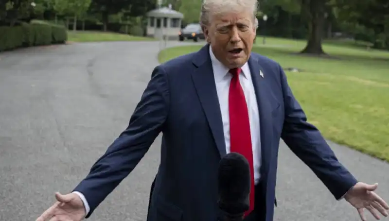 Trump'tan Sıra Dışı Açıklama: "Ülkeler Bazen Yeterince Savaşmalı"