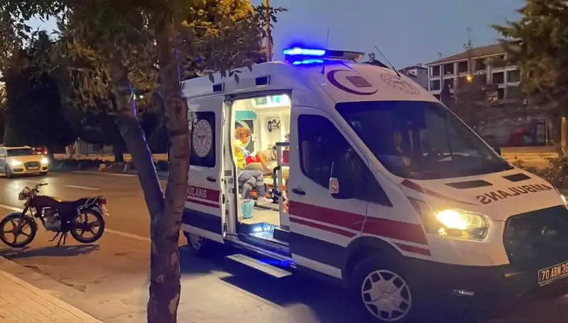 Otomobilin Çarptığı Motosiklet 70 Metre Sürüklendi: Sürücü Kaçtı!