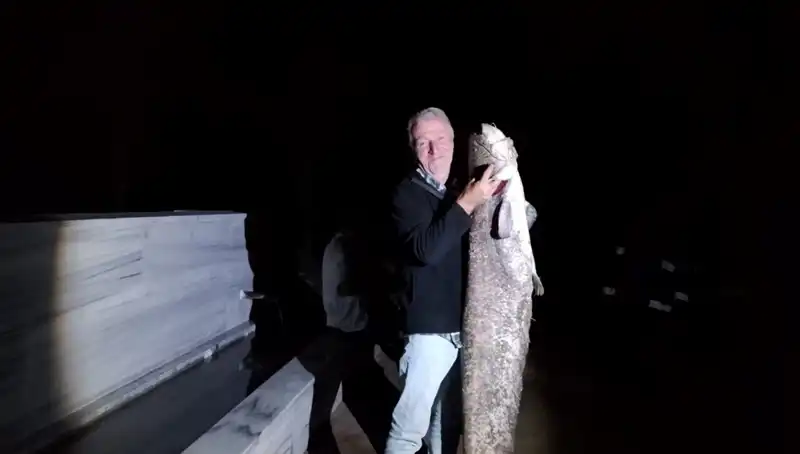 Barajda Yakalanan Balık, 40 Kilo Ağırlığıyla Gözleri Şaşırttı!