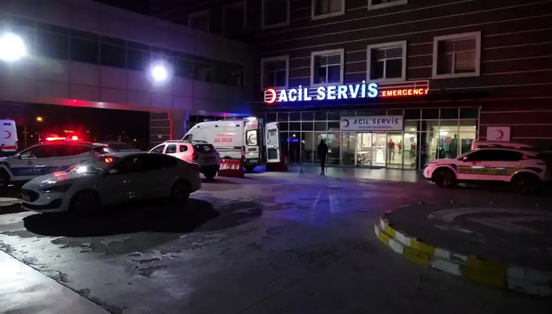 Motosikletli Polis Kazası: Üniversite Öğrencisi Ağır Yaralandı!