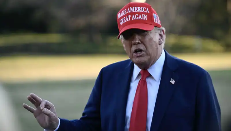 Trump’tan Dikkat Çeken Paylaşım: Ukrayna Krizinde Koruyucu Rolü Vurguladı