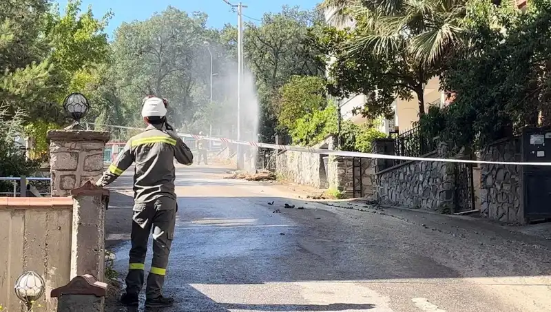 Bursa'da Şiddetli Doğalgaz Patlaması: Üç İşçi Yaralandı!
