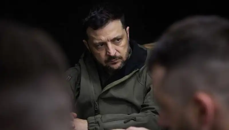 Zelenski'den Şok Açıklama: Rusya Kuzey Kore Füzesini Kullanıyor!