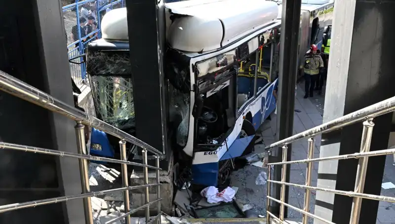 Ankara'da Belediye Otobüsü Kazası: Biri Ağır 27 Yaralı