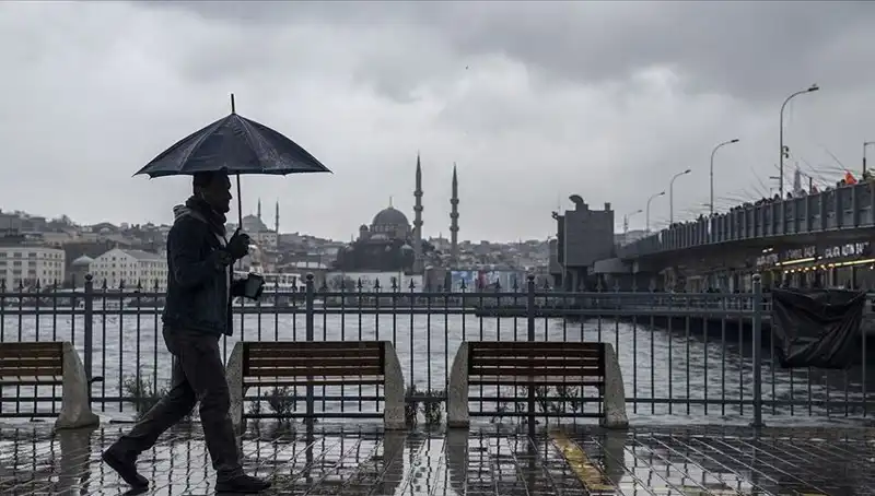 İstanbul'da Bahar Havası Geride Kaldı: Kış Geliyor!