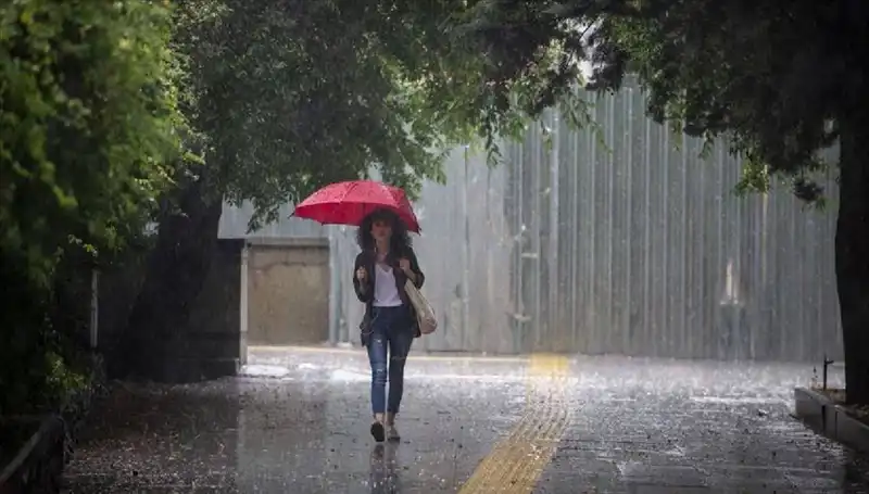 Meteoroloji'den Uyarı: 13 İlde Şiddetli Sağanak Yağış Bekleniyor!