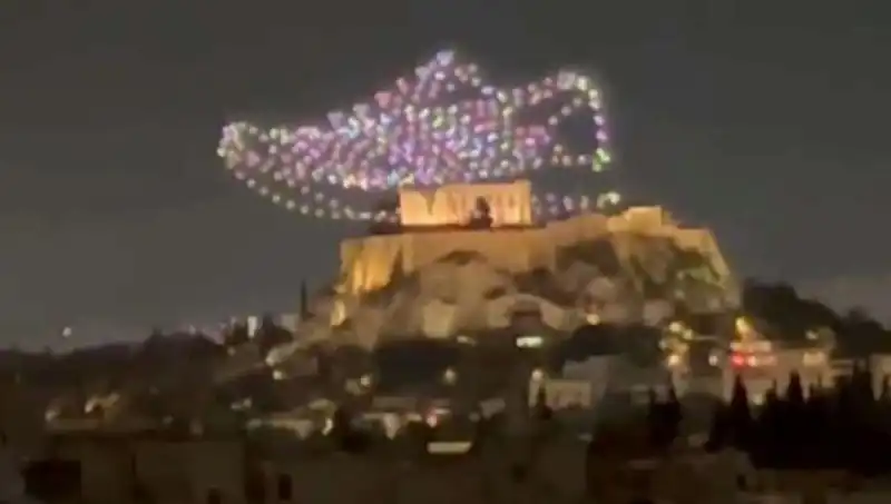 Akropolis’te Drone ile Reklam İçin Soruşturma Başlatıldı!