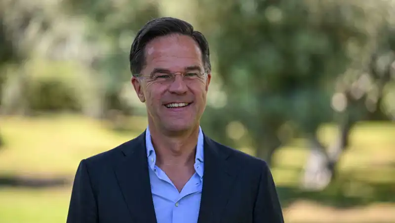 Rutte'nin Eurofighter Açıklaması: Müttefiklerden Kısıtlama Getirmemelerini İstiyor