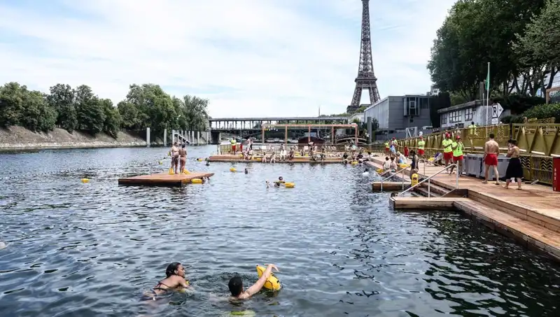 Seine Nehri 102 Yıl Sonra Yüzmeye Açıldı: Paris’te Tarihi Bir An Yaşandı