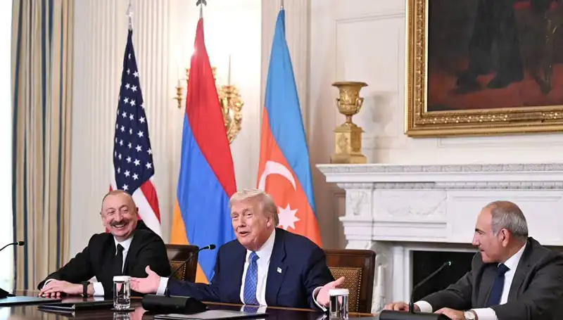 Aliyev'den Ermenistan'a Acil Anayasa İhtiyacı: Zaman Kaybına Yer Yok!