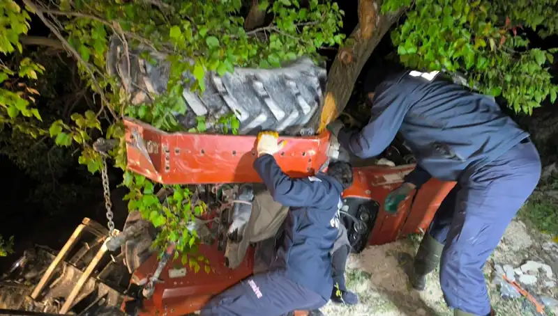 Kontrolden Çıkan Traktör Devrildi: Tragedi ile Sonuçlanan Kaza