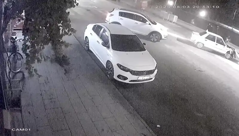 Yaya Geçidinde Facia: Yayaya Yol Vermek İsterken Kaza!